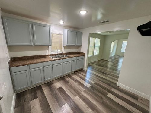 2206 Rockefeller Blvd, Dallas, TX, 75203-2036 | Card Image