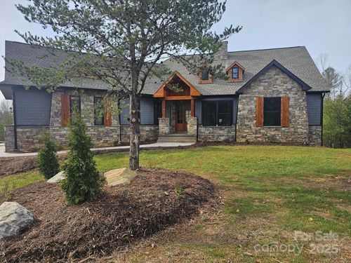 55-1076 Tableview Dr, Morganton, NC, 28655-6695 | Card Image