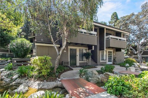 126 Streamwood, Irvine, CA, 92620-1939 | Card Image