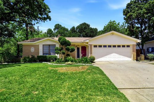 1812 Kynette Dr, Euless, TX, 76040-4030 | Card Image