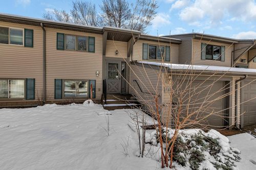 128 9th Ave Se, Saint Joseph, MN, 56374-9523 | Card Image