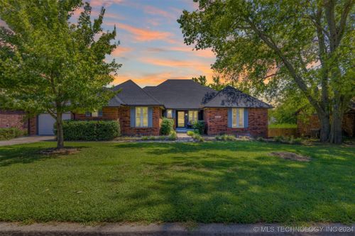 1200 N Faulkner Drive, Claremore, OK, 74017 | Card Image