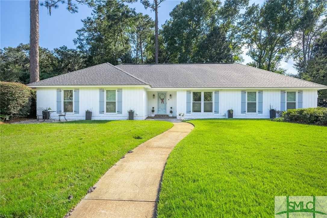 Majestic Oaks Dr, Savannah, GA 31406