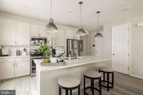 105 Lenore Ln, WINCHESTER, VA, 22602-7817 | Card Image