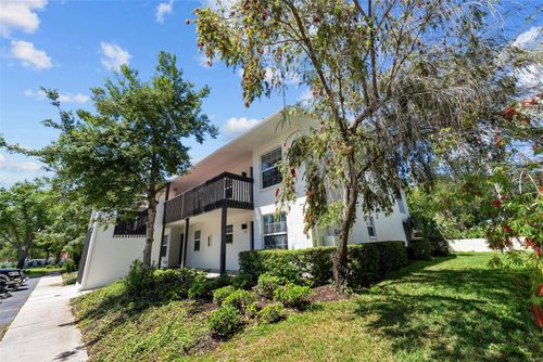 apt-201-3880 34th Ave S, St. Petersburg, FL, 33711-3948 | Card Image