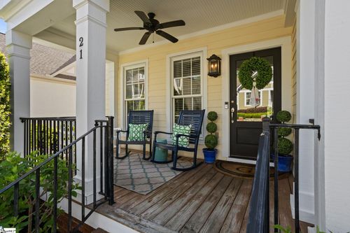 21 Kershaw Ct, Greenville, SC, 29607-5986 | Card Image