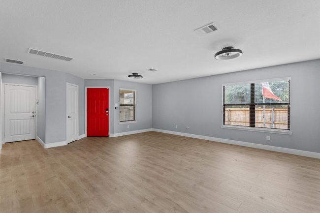 2003 Ashberry Trl, House other with 4 bedrooms, 3 bathrooms and 4 parking in Georgetown TX | Image 6