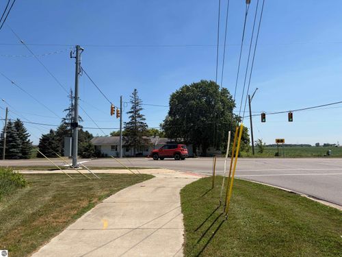 4497 S Isabella Rd, Mt. Pleasant, MI, 48858-7161 | Card Image