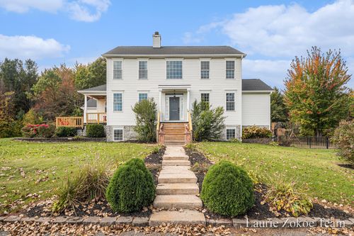 18749 130th Ave, Fruitport, MI, 49415-9502 | Card Image