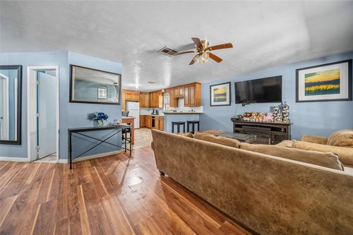 591 Seth Blvd, Cleveland, TX, 77328-9314 | Card Image