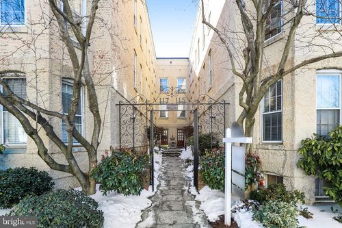 apt-302-115 E St Se, WASHINGTON, DC, 20003-2618 | Card Image