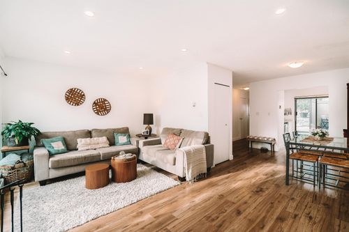 19-230 W 14th St, North Vancouver, BC, V7M1P3 | Card Image