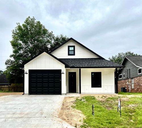 845 Dundee St, Vidor, TX, 77662-2604 | Card Image