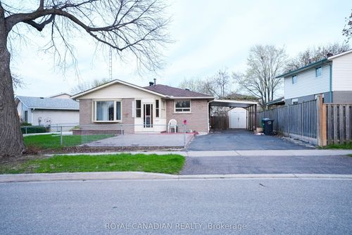 67 Sutherland Ave, Brampton, ON, L6V2H6 | Card Image