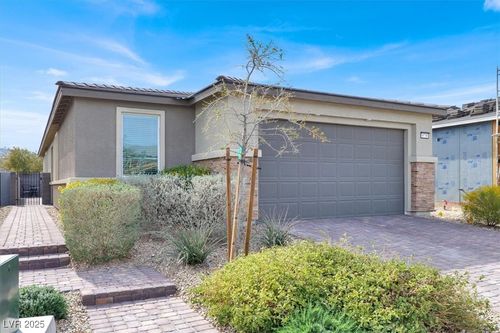 9739 Douglas Fir St, Las Vegas, NV, 89143-1264 | Card Image