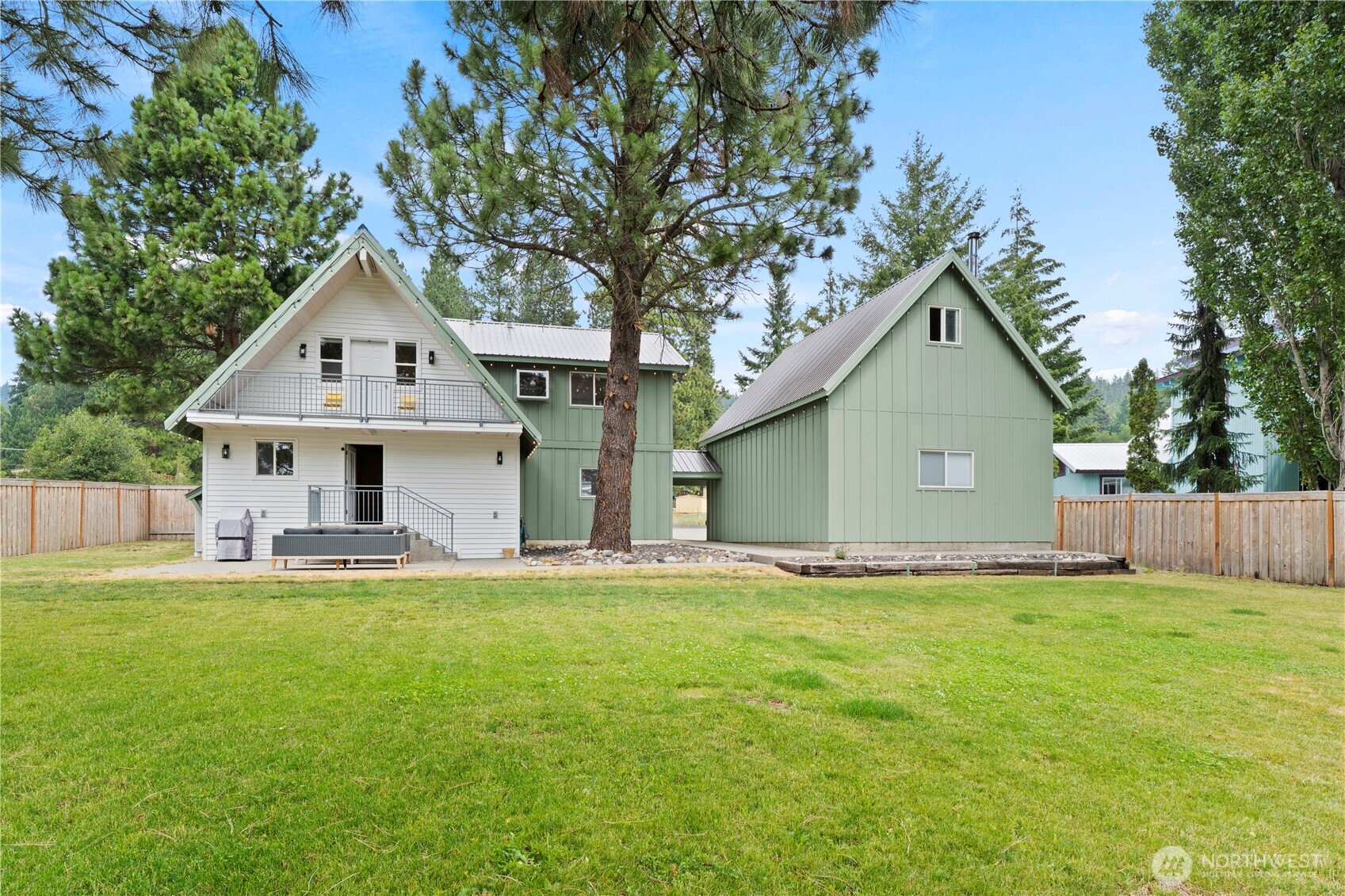 Residential in Ronald 4