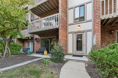 A - 2370 Abbeywood Drive, Condo with 1 bedrooms, 1 bathrooms and 1 parking in Lisle IL | Image 2