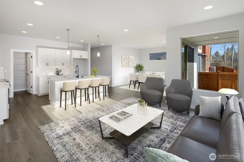 15-13325 Se 238th Pl, Kent, WA, 98042-3742 | Card Image