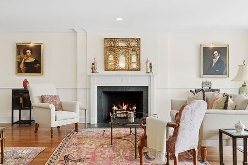 8-81 Beacon St, Boston, MA, 02108-3421 | Card Image
