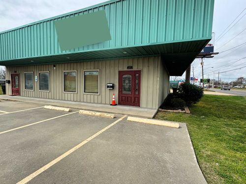 unit-a-208 S Twin City Hwy, Nederland, TX, 77627-4201 | Card Image