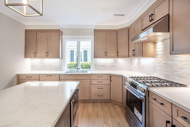 28 Carroll Ave, House other with 4 bedrooms, 4 bathrooms and 2 parking in Newport RI | Image 14