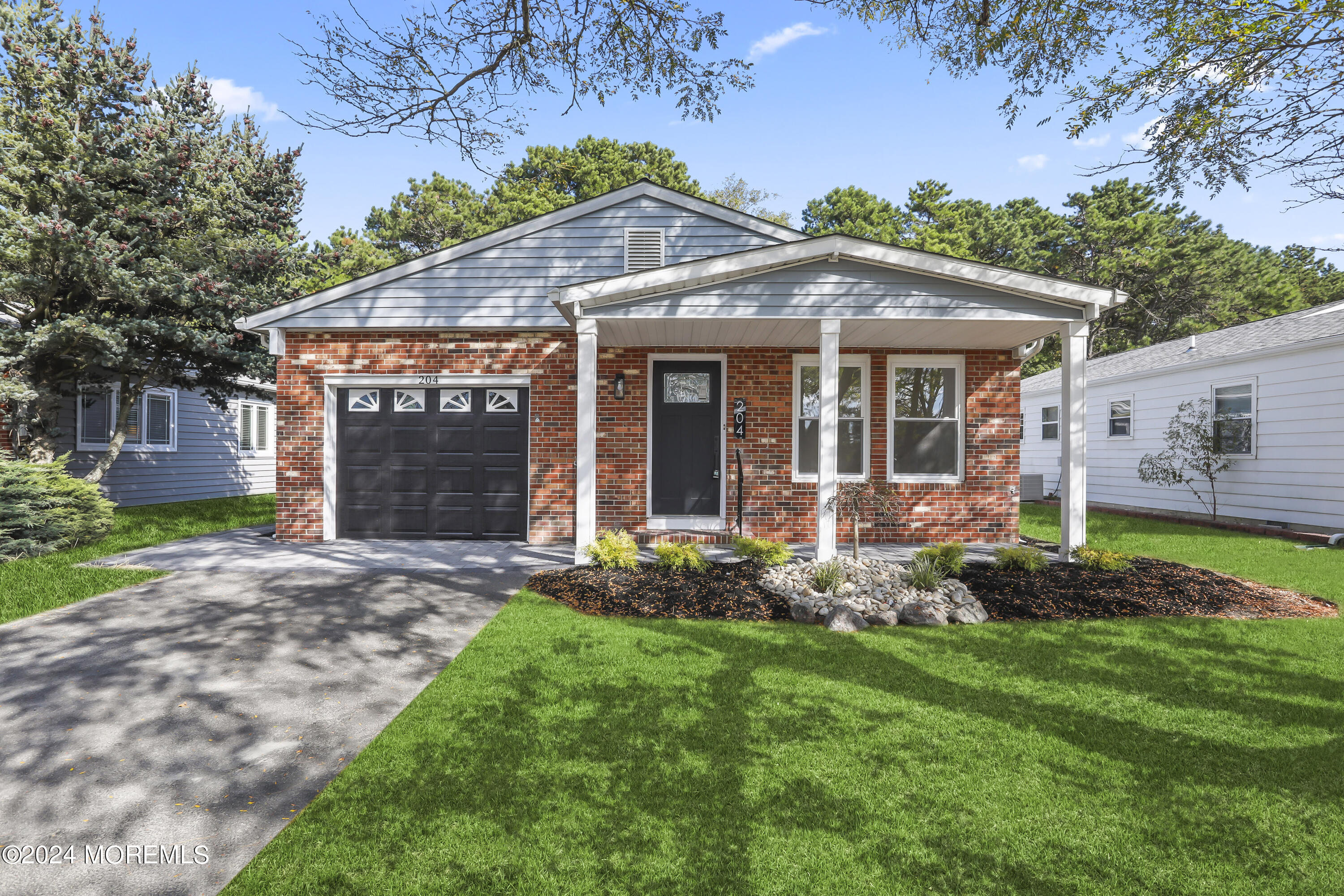 Orlando Blvd, Toms River, NJ 08757
