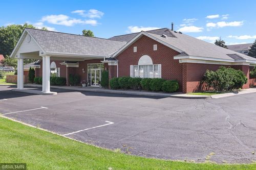 16394 Glory Ln, Eden Prairie, MN, 55344-2106 | Card Image