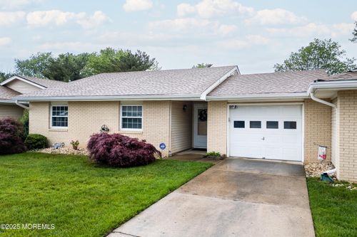 517b-517 Hazen Rd, Monroe, NJ, 08831 | Card Image