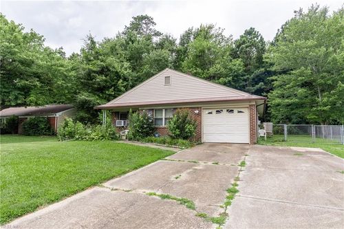 3568 Dunedin Dr, Chesapeake, VA, 23321-5004 | Card Image