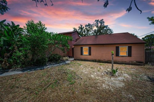 1200 E Court St, TARPON SPRINGS, FL, 34689-5411 | Card Image