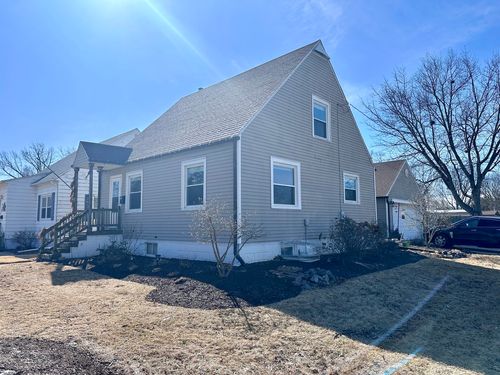 1825 18th Ave, Sterling, IL, 61081-1609 | Card Image