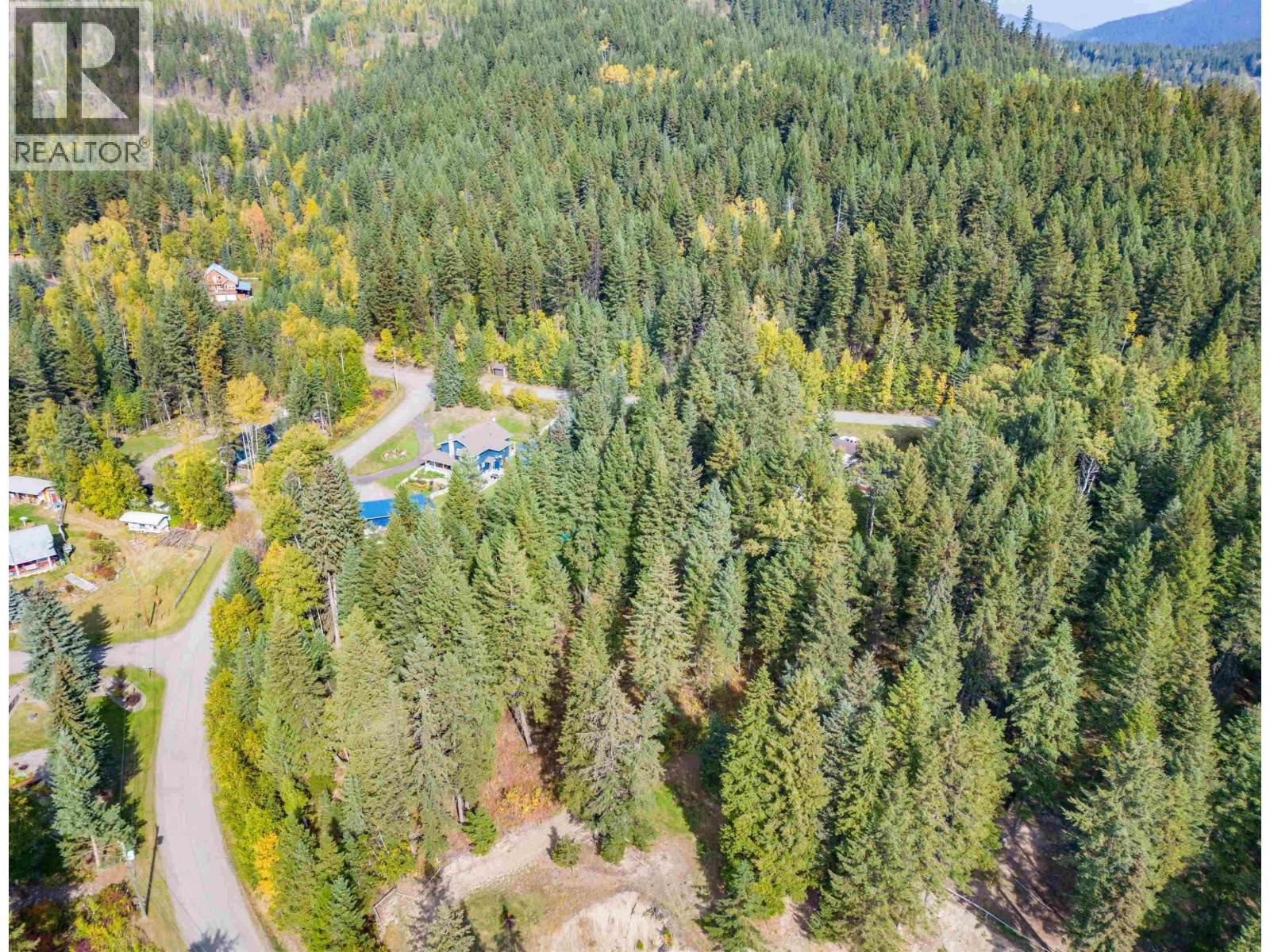 Land in Canim Lake 4