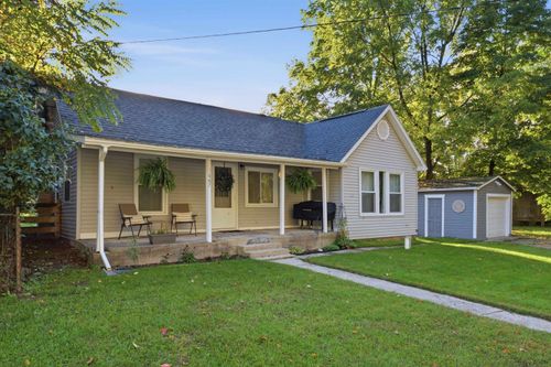 1667 Ewing St, Grawn, MI, 49637-9420 | Card Image