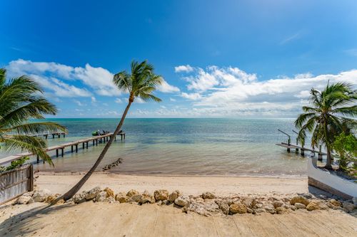 75055 Overseas Highway, Lower Matecumbe, FL, 33036 | Card Image