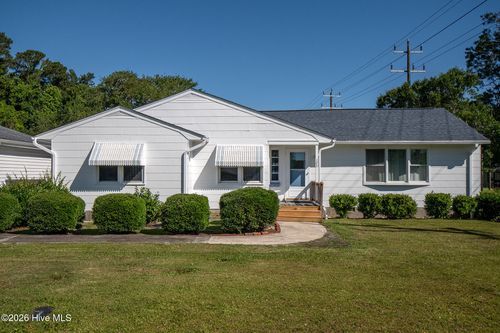 123 Crescent Dr, Beaufort, NC, 28516-1510 | Card Image