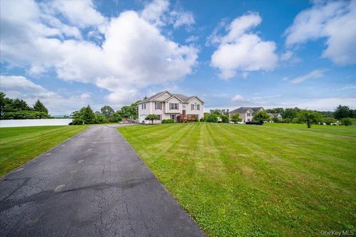 5 Sunrise Dr, Milton, NY, 12547-5486 | Card Image