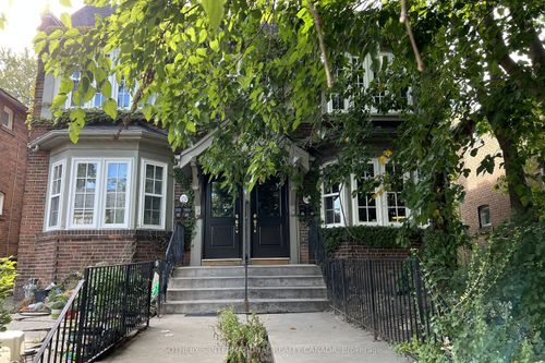upper-126 Braemar Ave, Toronto, ON, M5P2L4 | Card Image