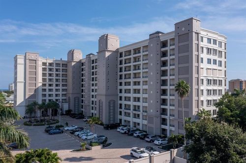 808-2880 Ne 14th Street Cswy, Pompano Beach, FL, 33062-3651 | Card Image