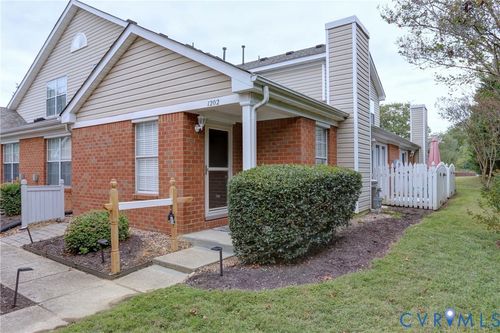 1202 Westgate Cir, Williamsburg, VA, 23185-2085 | Card Image