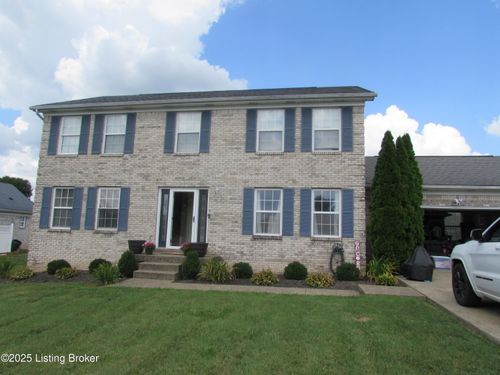 413 Keeneland Dr, Mt Washington, KY, 40047-7534 | Card Image