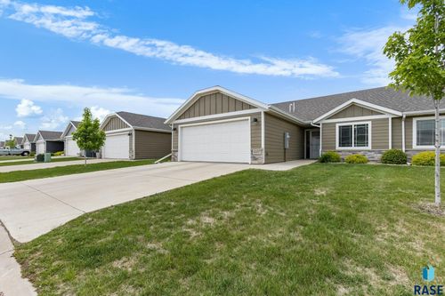 6702 W Gresford Pl, Sioux Falls, SD, 57106-2662 | Card Image