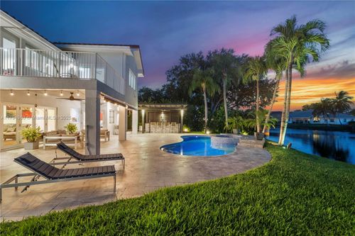 20230 Nw 7th St, Pembroke Pines, FL, 33029-3455 | Card Image