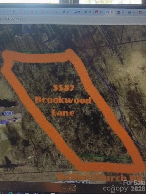 22-5587 Brookwood Ln, Hickory, NC, 28602-5507 | Card Image