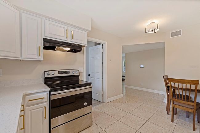 5733 66 Th Ln N, House other with 3 bedrooms, 1 bathrooms and null parking in St Petersburg FL | Image 10