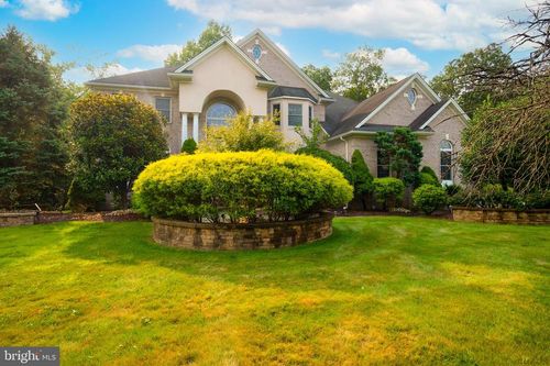 15 Schindler Ln, Monroe Township, NJ, 08831-3287 | Card Image