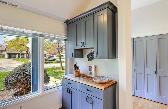 3 Pendleton Pl, Condo with 2 bedrooms, 2 bathrooms and 2 parking in Narragansett RI | Image 19