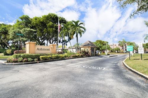 112-7194 Ashmont Cir, Tamarac, FL, 33321-7863 | Card Image