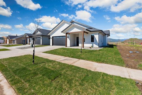 812 Rivet Way, Kalispell, MT, 59901-1039 | Card Image