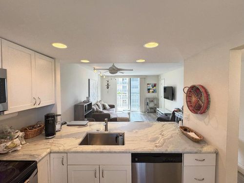 4130-2929 S Ocean Blvd, Boca Raton, FL, 33432-8389 | Card Image