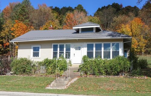 2221 Pleasant Valley Rd, Lucas, OH, 44843-9740 | Card Image